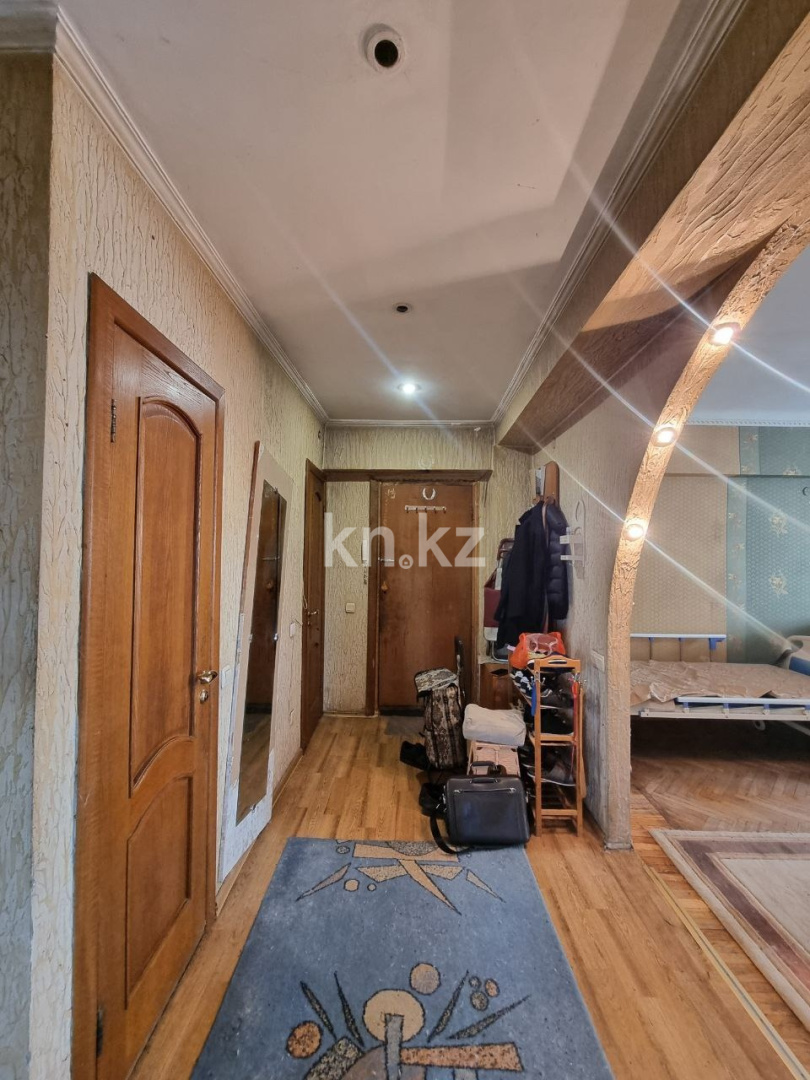 Продажа 4-комнатной квартиры, 87.1 м², пр. Абая, дом  141 - Гагарина в Алматы - фото 14