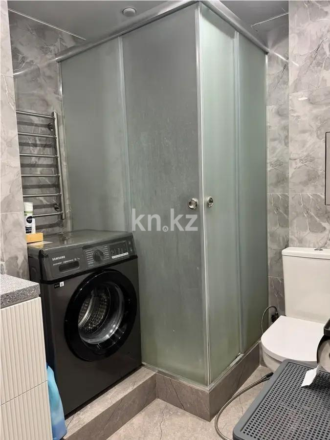 Продажа 3-комнатной квартиры, 58 м², мкр-н 1, дом  33 в Алматы - фото 5