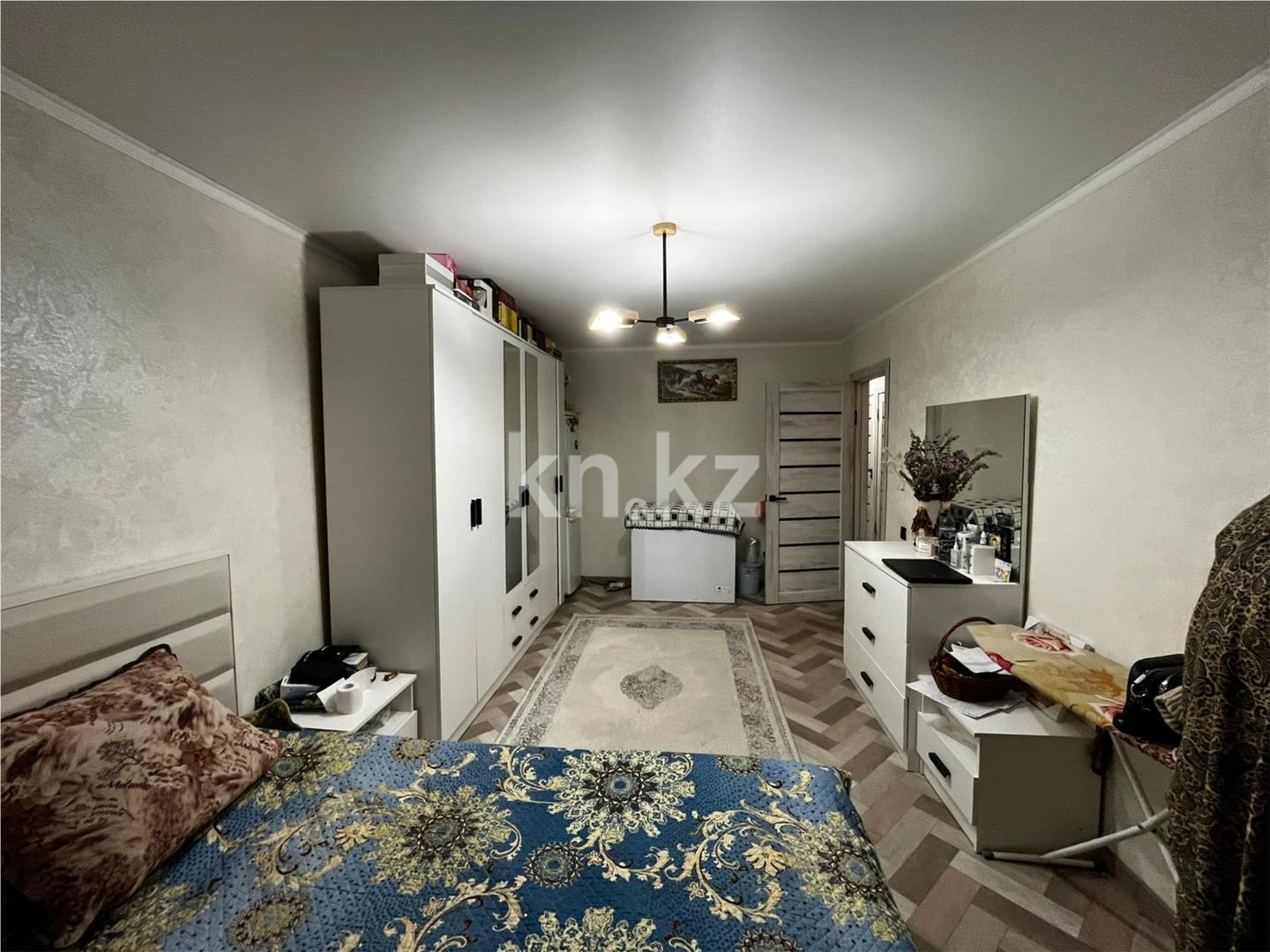 Продажа 3-комнатной квартиры, 63 м², 19-й мкр. в Караганде - фото 4