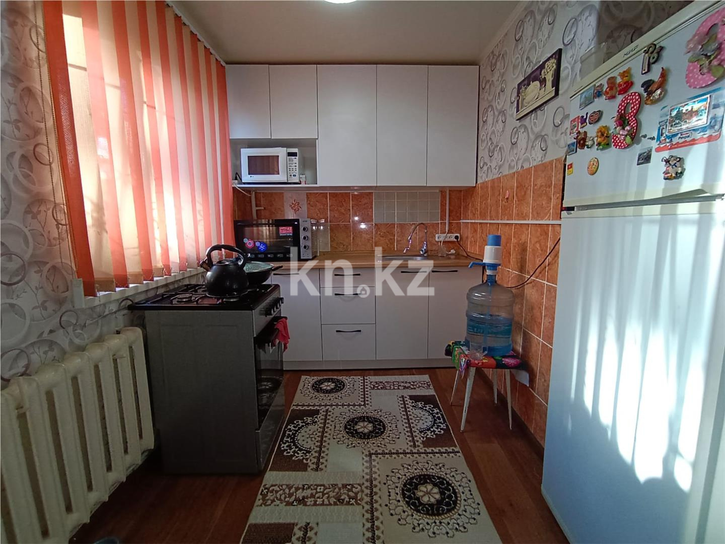 Продажа 3-комнатной квартиры, 51 м², 21 мкр., дом  9 в Караганде - фото 10
