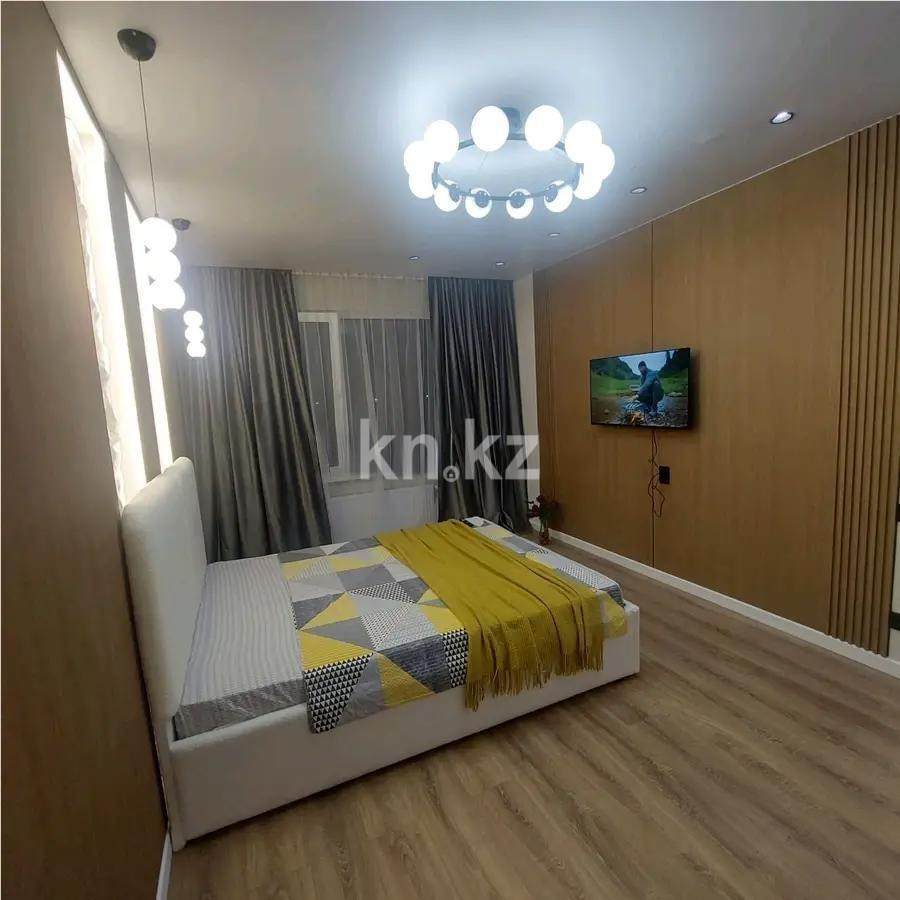 Продажа 1-комнатной квартиры, 35 м², ул. Е-652, дом  18 в Астане
