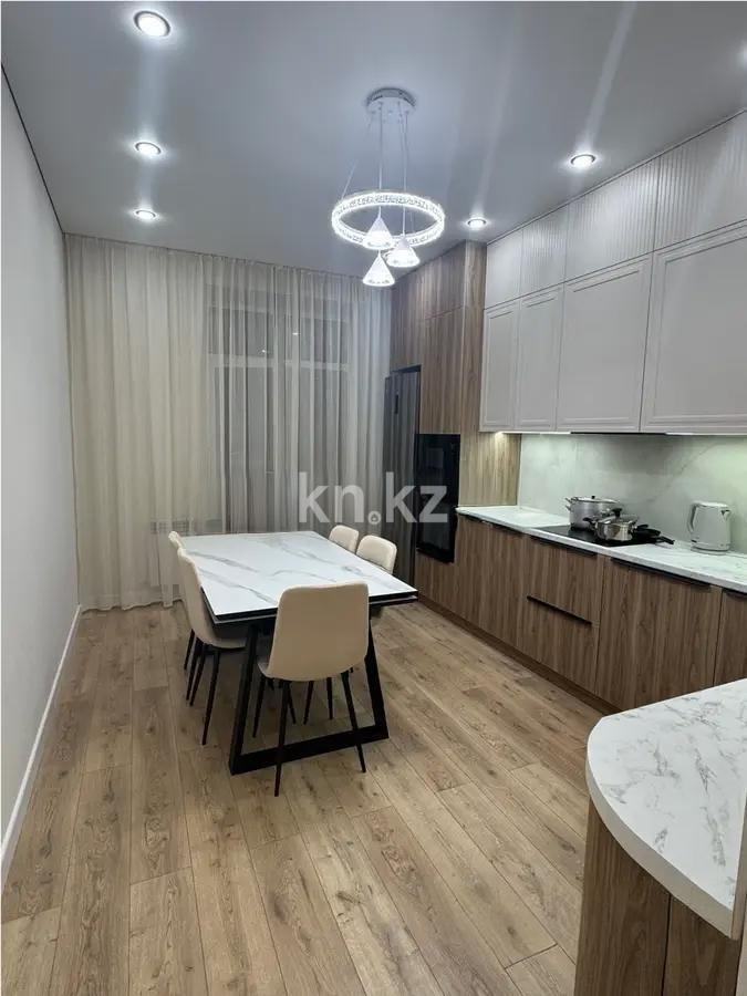Продажа 3-комнатной квартиры, 91 м², ул. Букетова, дом  3 в Караганде - фото 4