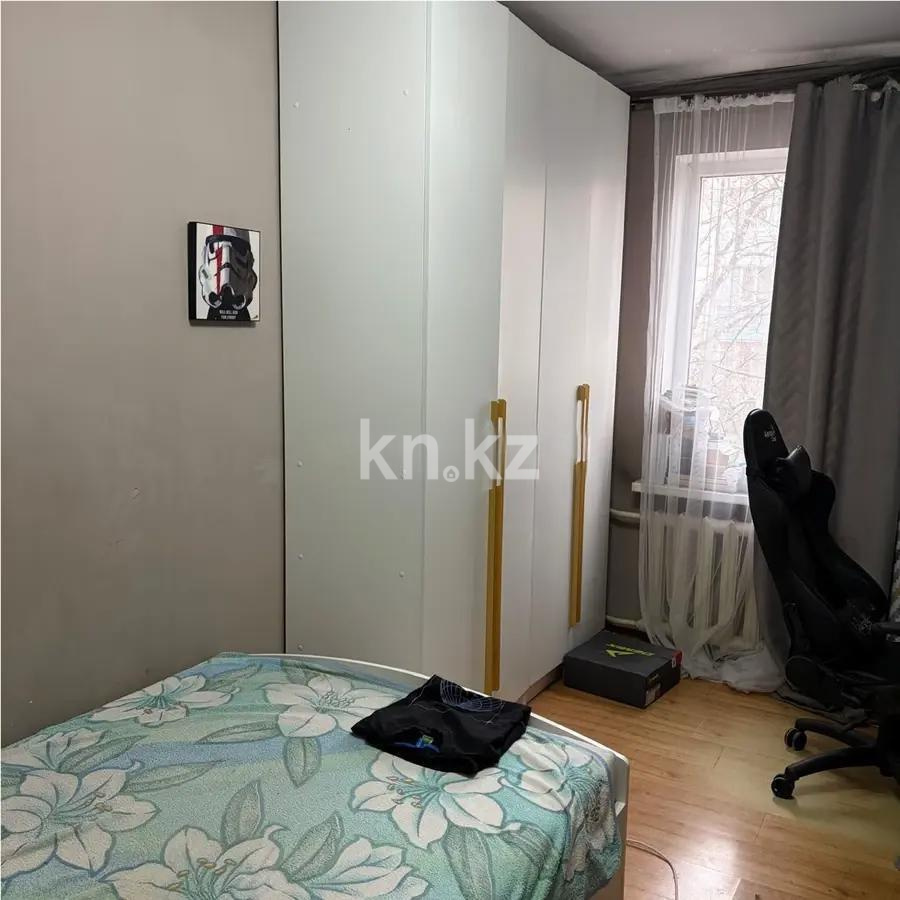 Продажа 4-комнатной квартиры, 74 м², 11 мкр., дом  25 в Алматы