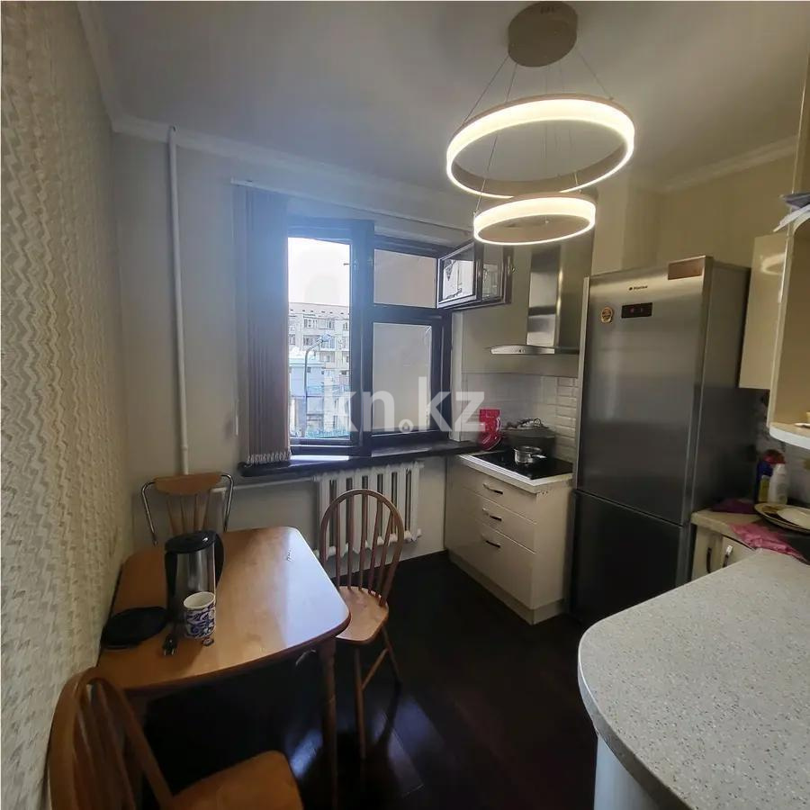 Продажа 3-комнатной квартиры, 65.5 м², мкр. Самал-2, дом  30 в Алматы - фото 2