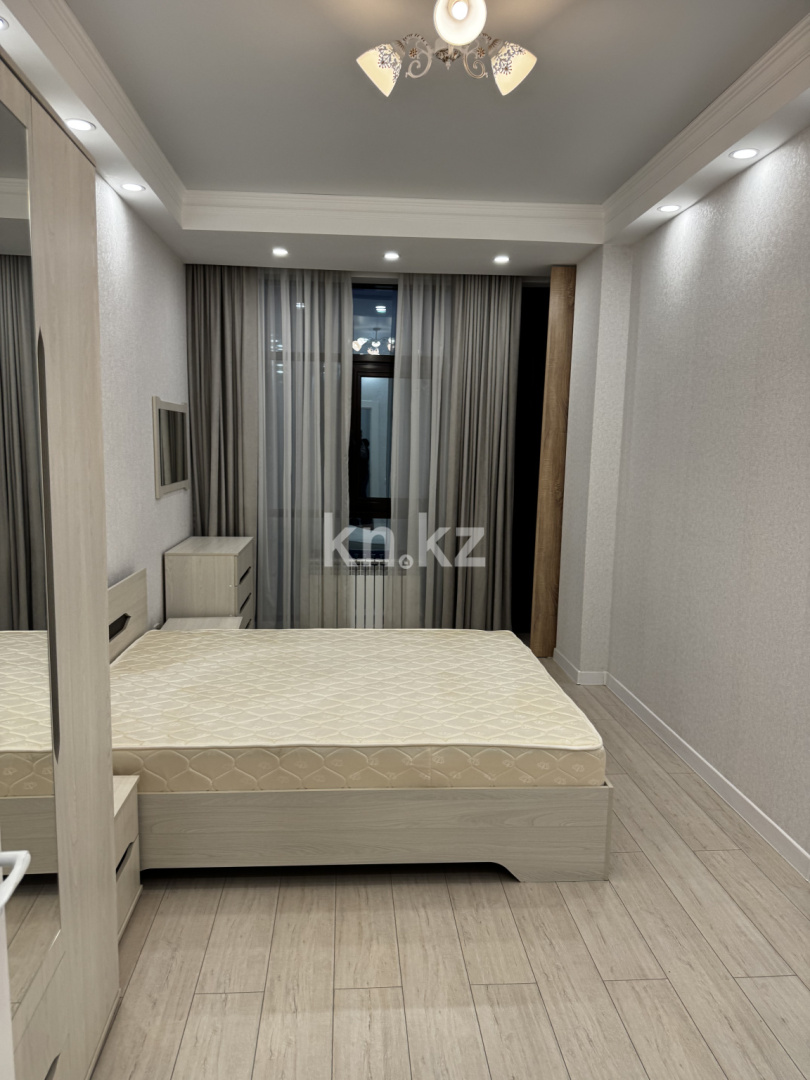 Продажа 2-комнатной квартиры, 70.6 м² в Алматы - фото 3