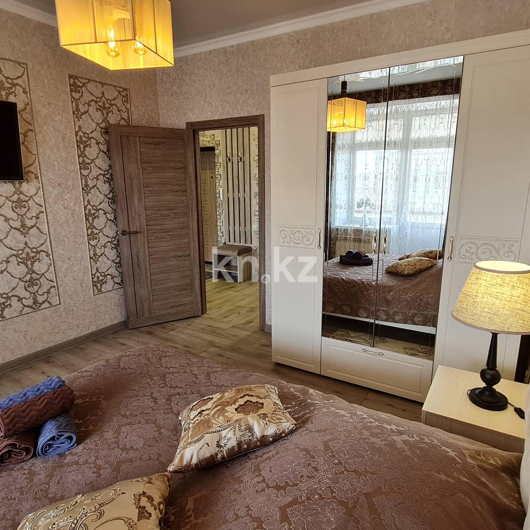 Аренда 2-комнатной квартиры посуточно, 56 м², ул. Чехова, дом  55 в Усть-Каменогорске - фото 8