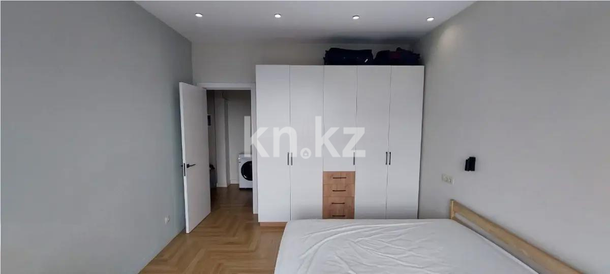 Продажа 1-комнатной квартиры, 42.2 м², ул. Тургута Озала, дом  194 в Алматы