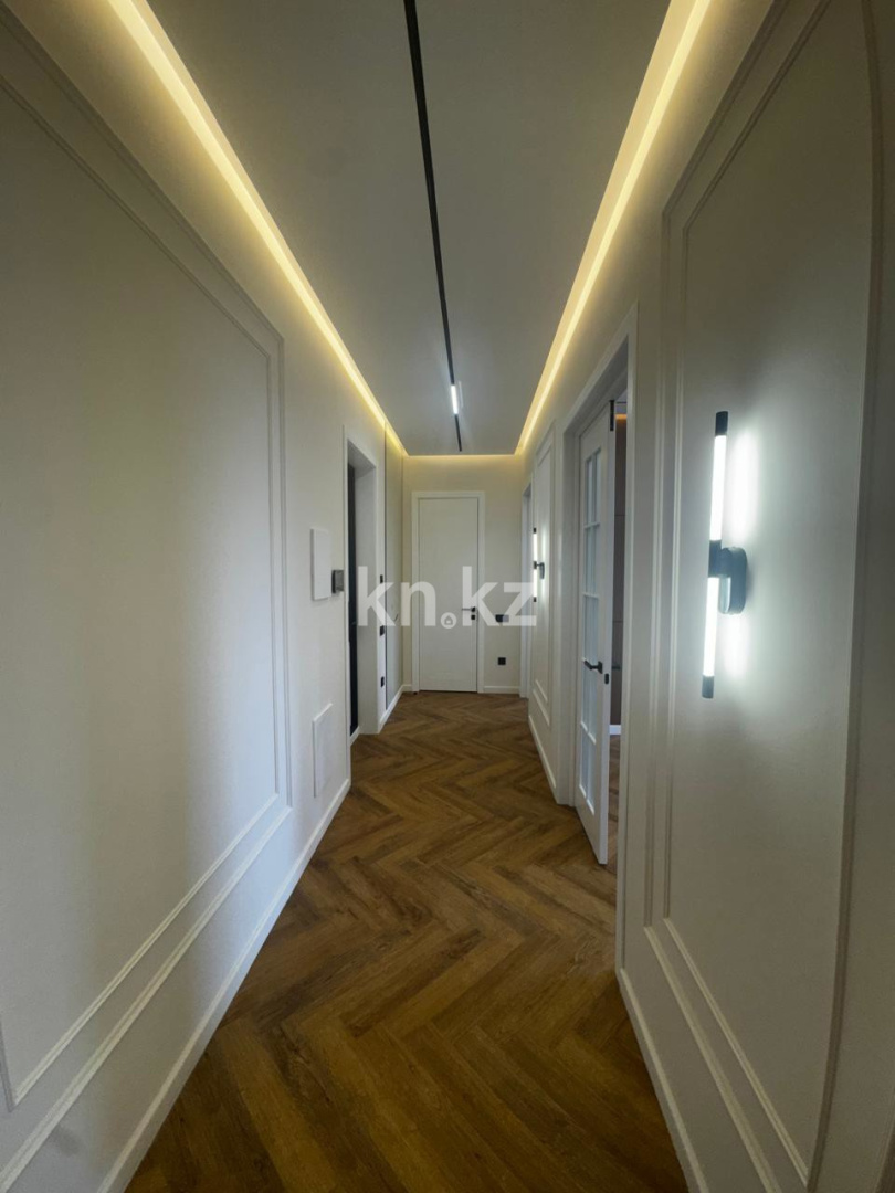 Продажа 2-комнатной квартиры, 69 м², пр. Улы Дала, дом  37 в Астане - фото 4