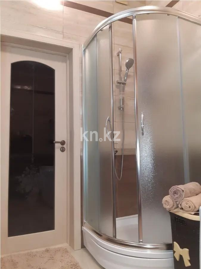 Продажа 2-комнатной квартиры, 76.5 м² в Алматы - фото 4