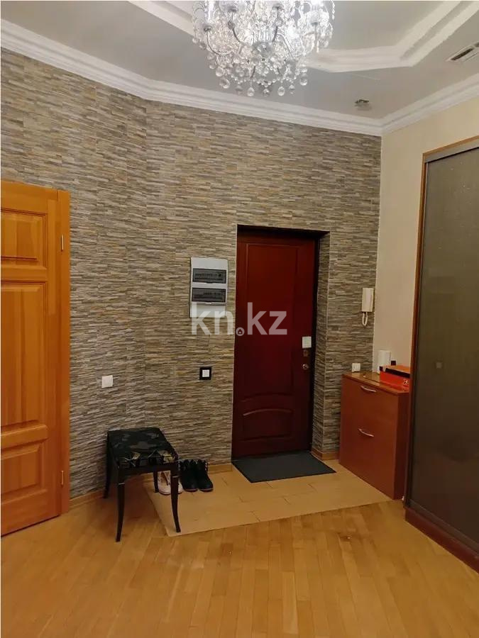Продажа 2-комнатной квартиры, 123.5 м², ул. Омаровой, дом  25 в Алматы - фото 4
