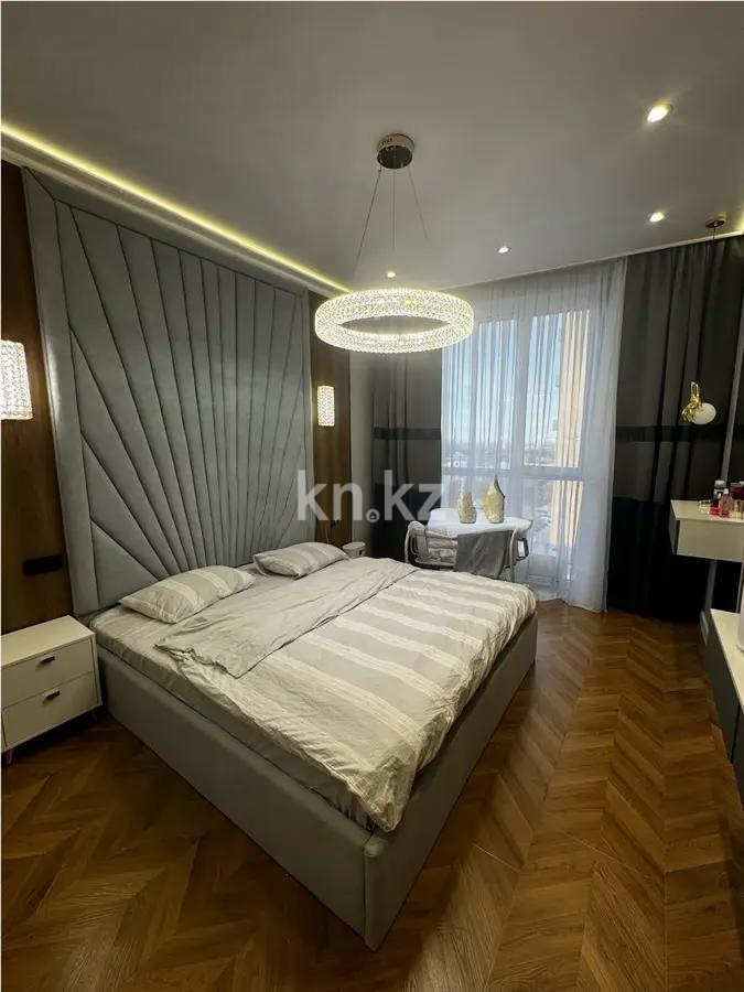 Продажа 2-комнатной квартиры, 69 м², пр. Абая, дом  165 в Алматы - фото 2