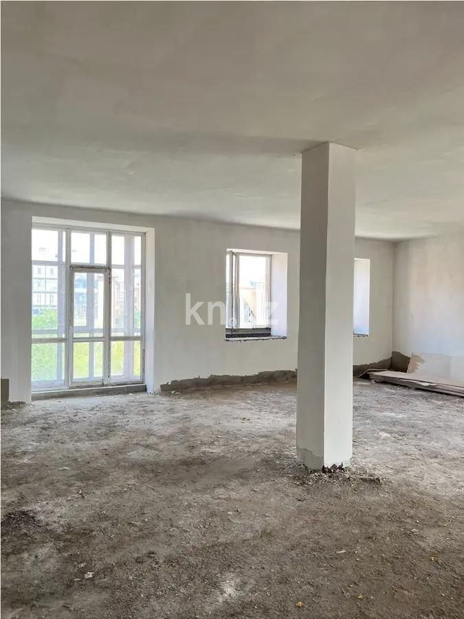 Продажа 4-комнатной квартиры, 169 м², ул. Ботаническая, дом  12/11 в Караганде
