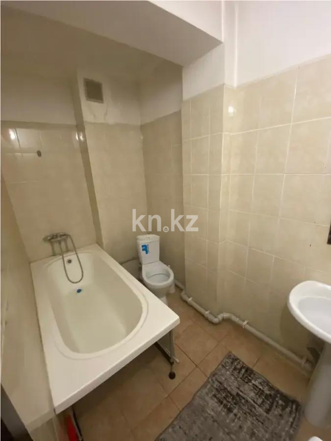 Продажа 1-комнатной квартиры, 40.6 м² в Алматы - фото 3