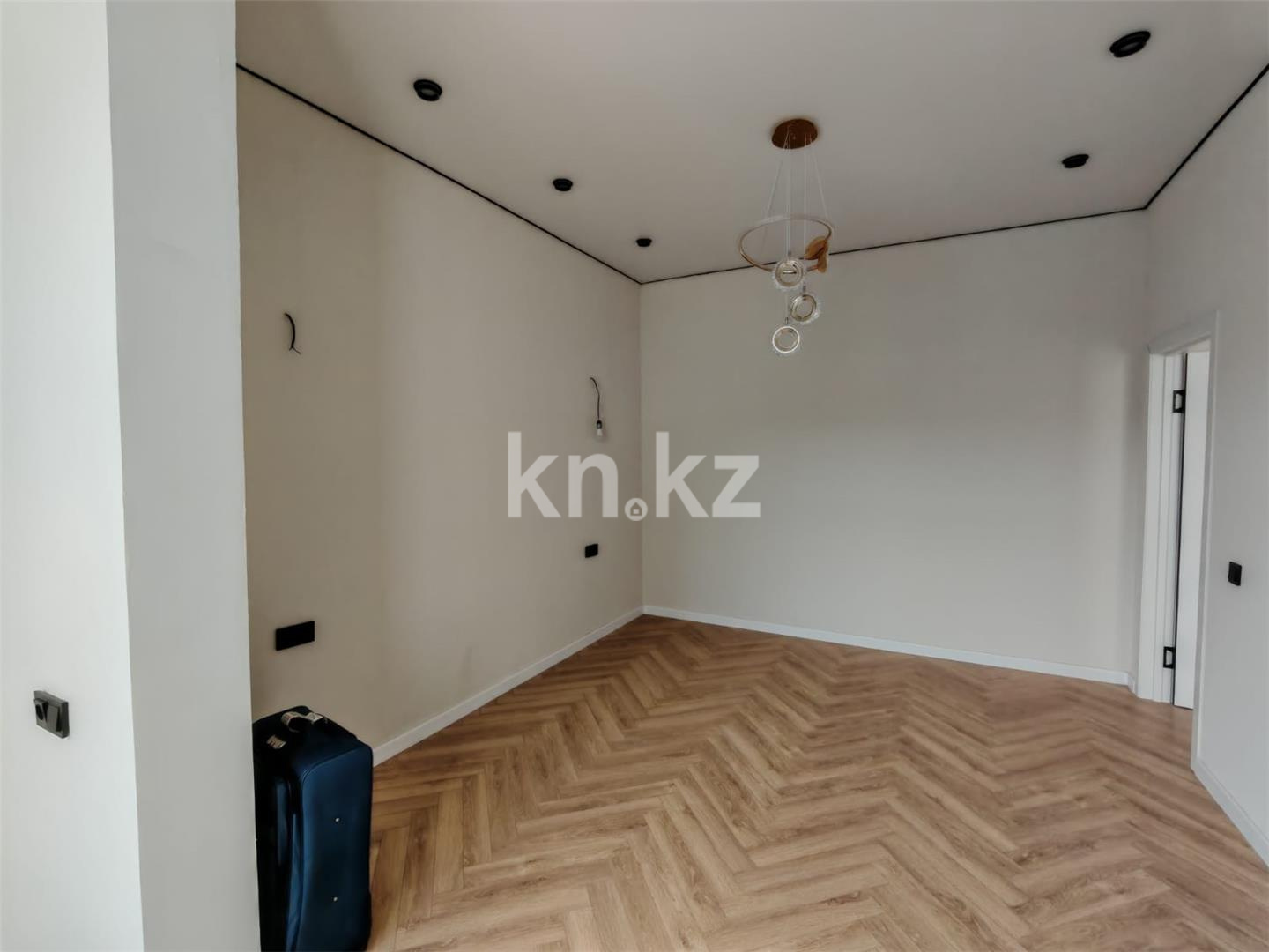 Продажа 2-комнатной квартиры, 43 м², 218 учетный квартал в Караганде - фото 4