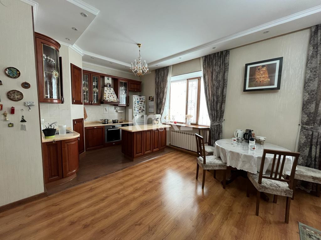 Продажа 4-комнатной квартиры, 135 м², ул. Лободы в Караганде - фото 5