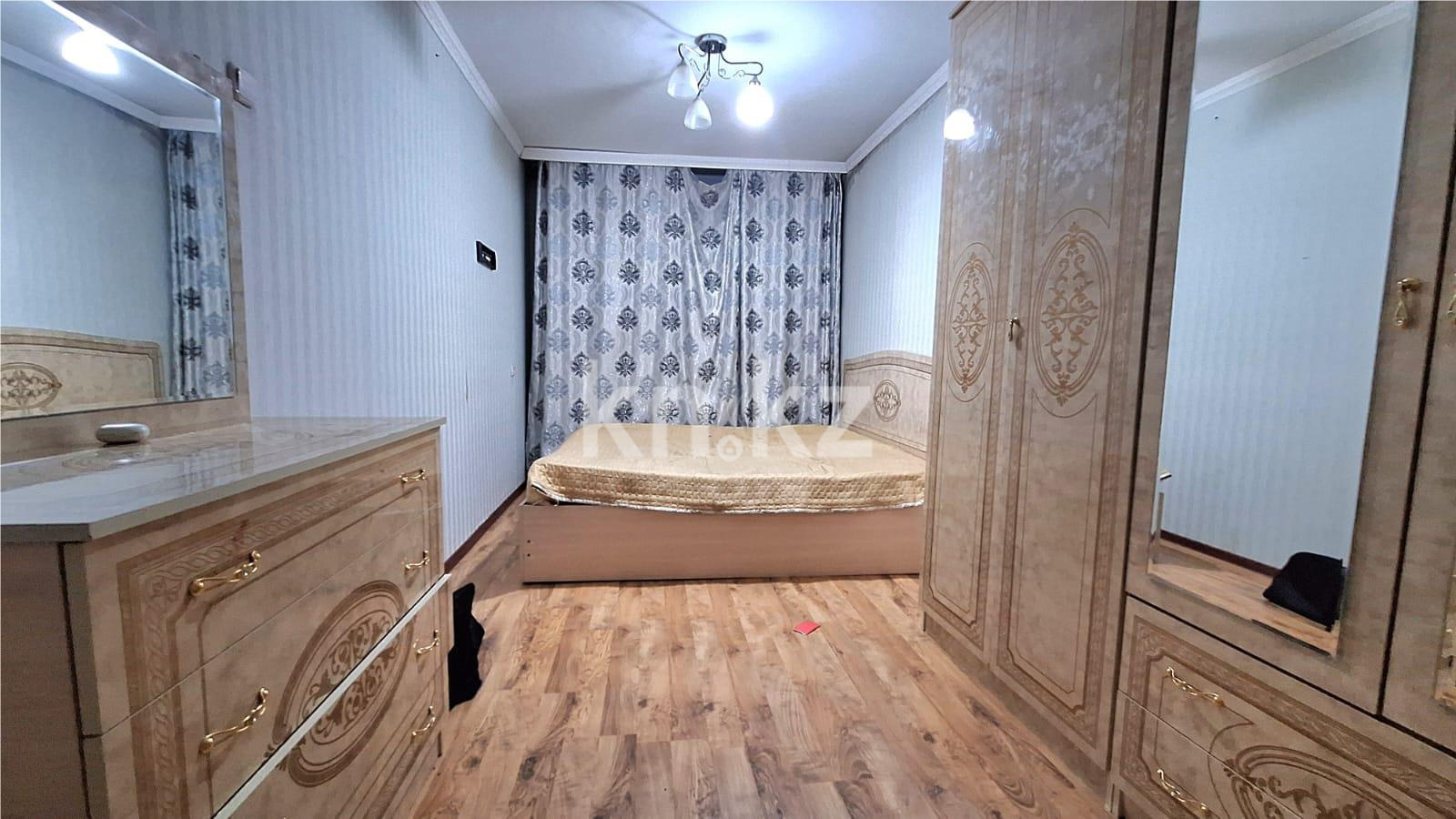 Продажа 5-комнатной квартиры, 82 м², 16 мкр. в Караганде - фото 3