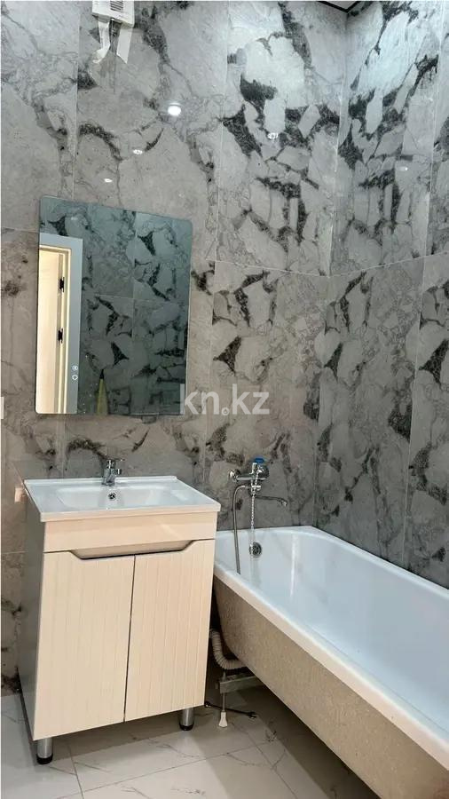 Продажа 1-комнатной квартиры, 38 м², пр. Кабанбай батыра, дом  57/2 в Астане - фото 2