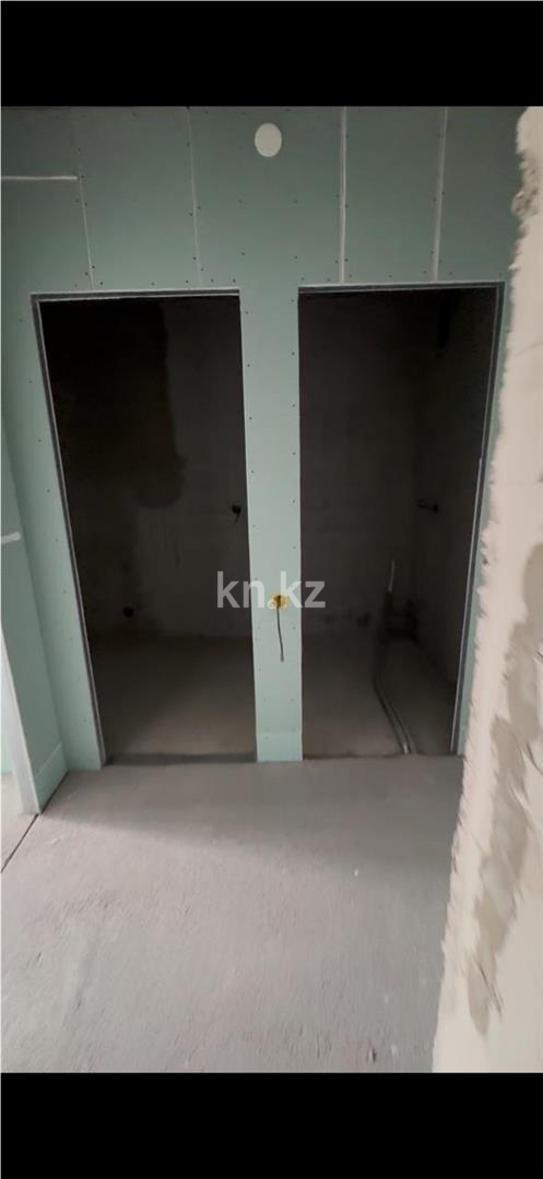 Продажа 3-комнатной квартиры, 63 м², ул. Бектурова в Астане - фото 3