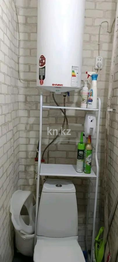 Продажа 4-комнатной квартиры, 62 м², мкр-н 14, дом  22 в Караганде - фото 5