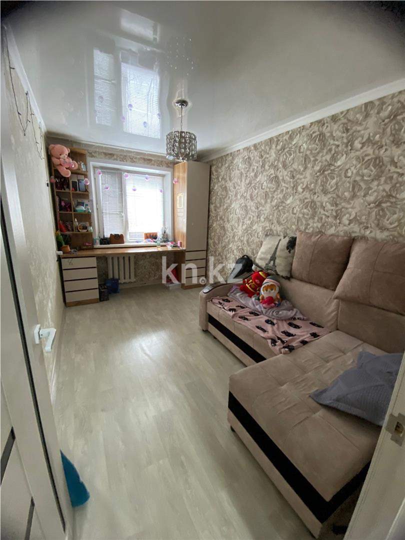 Продажа 3-комнатной квартиры, 62 м², 17-й мкр. в Караганде - фото 9