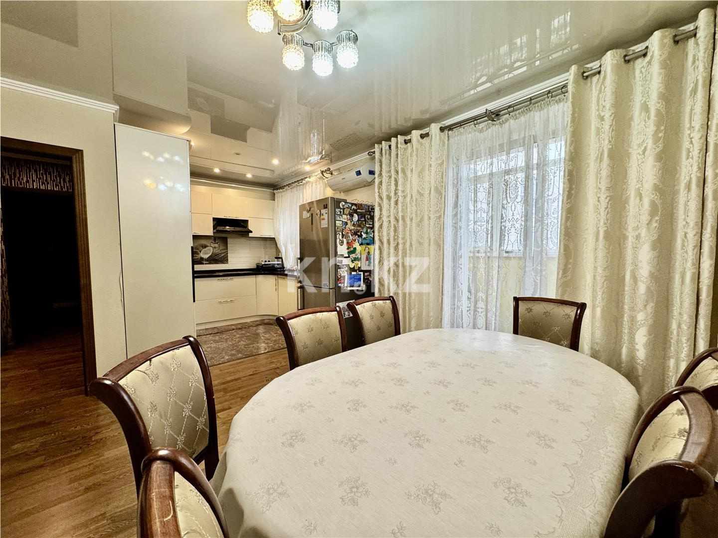 Продажа 4-комнатной квартиры, 93 м², ул. Аманжолова, дом  71 в Караганде - фото 10