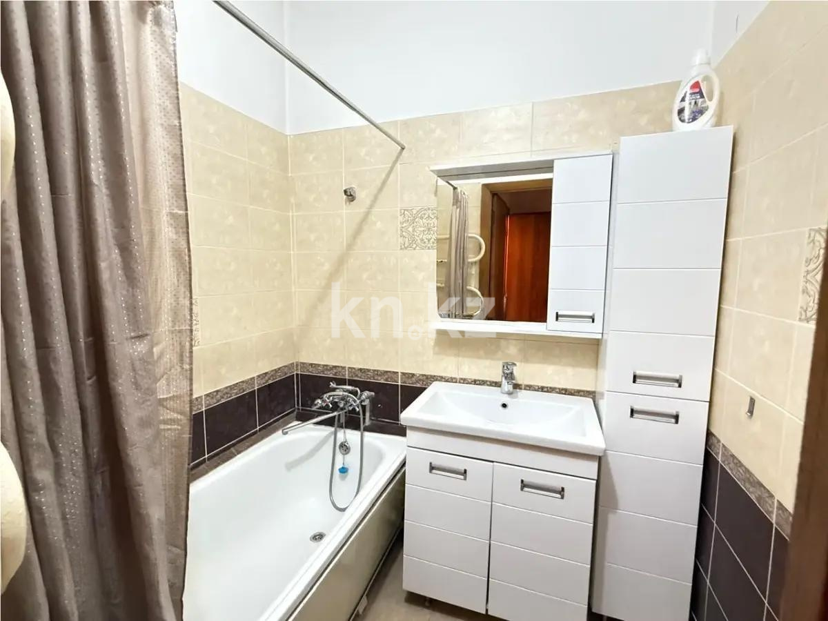 Продажа 3-комнатной квартиры, 70 м² в Алматы - фото 3