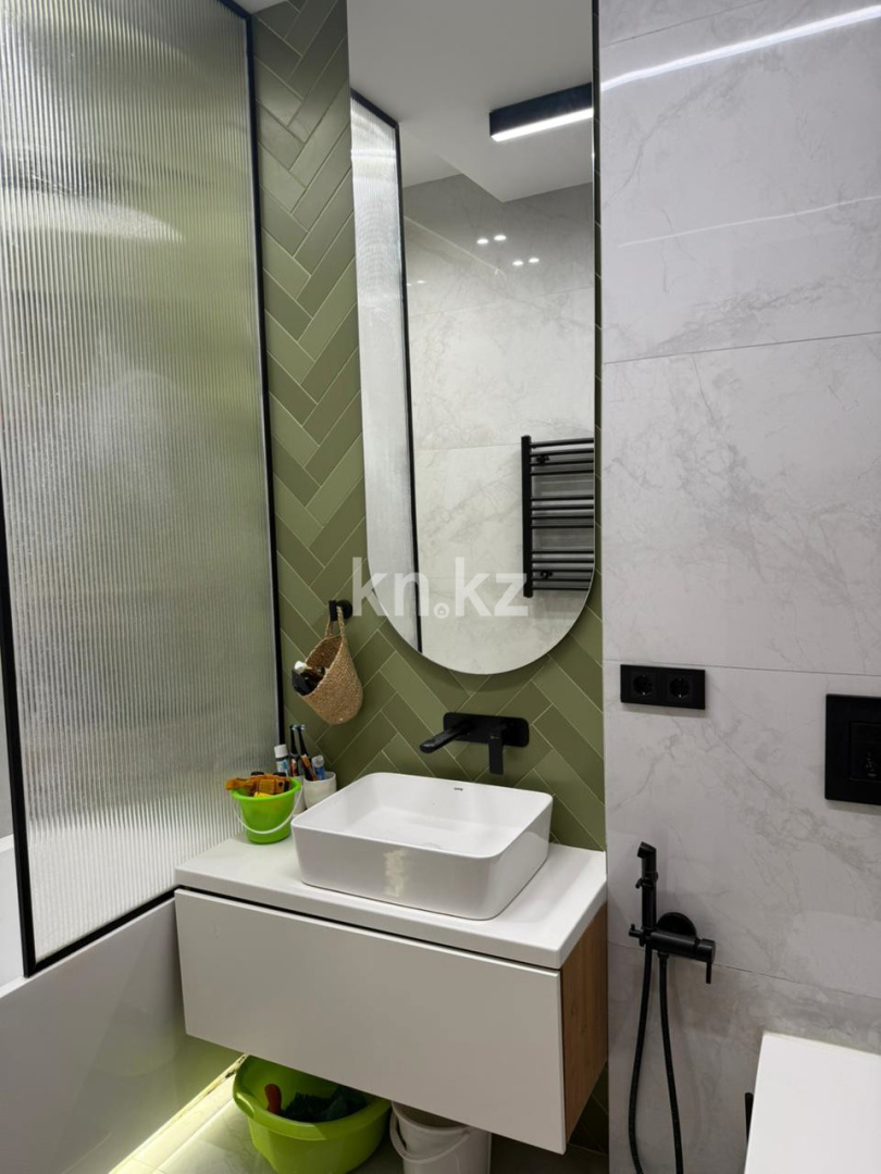 Продажа 2-комнатной квартиры, 81.1 м² в Алматы - фото 21