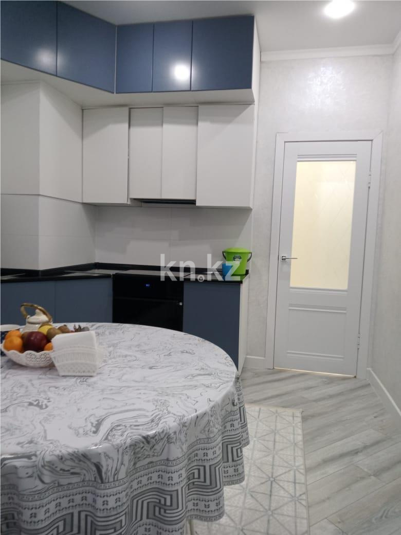 Продажа 4-комнатной квартиры, 140 м², пр. Шахтеров в Караганде - фото 26