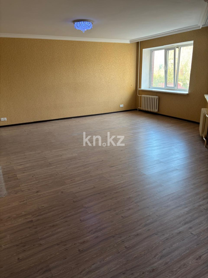 Продажа 5-комнатной квартиры, 215.8 м² в Астане - фото 4