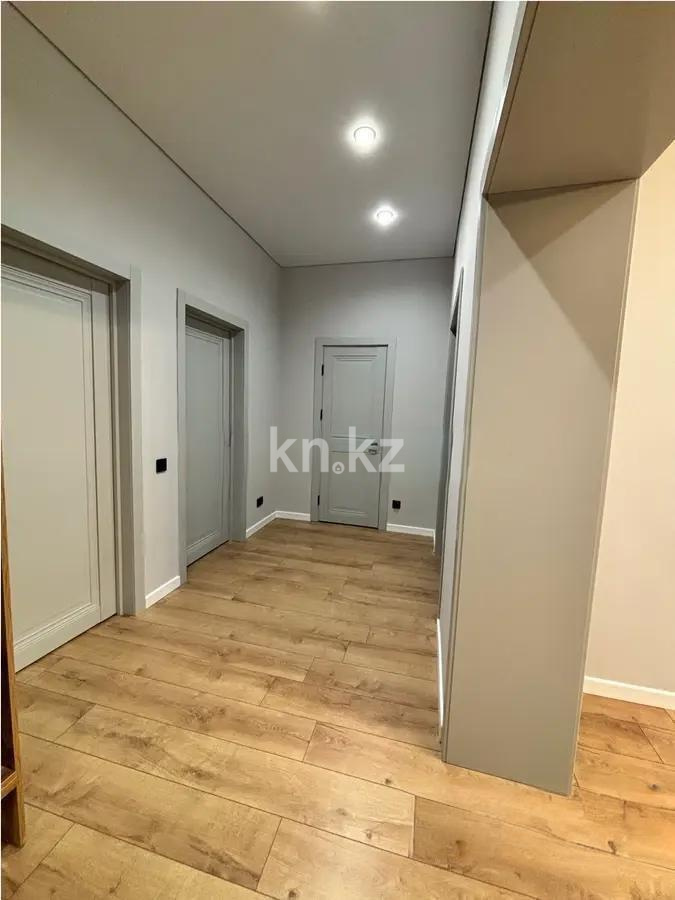 Продажа 4-комнатной квартиры, 104 м², ул. Кулкыбаева в Караганде - фото 15