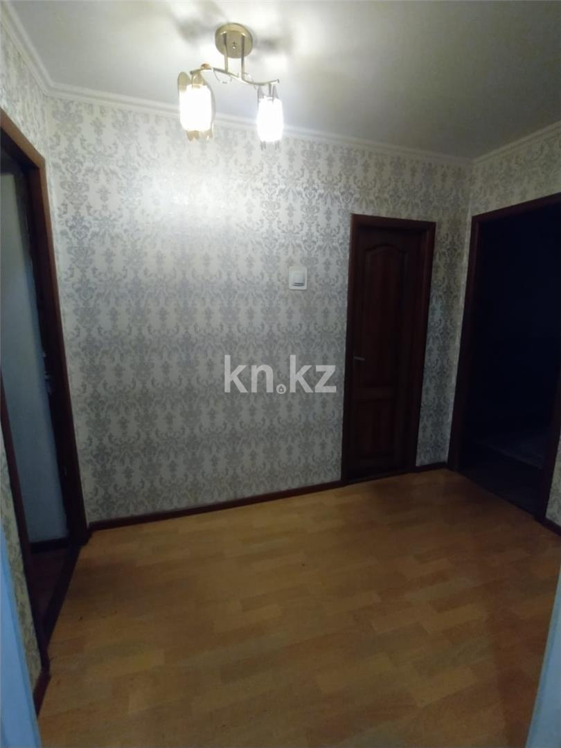 Продажа 3-комнатной квартиры, 59 м², ул. Ерубаева, дом  52/2 в Караганде - фото 21