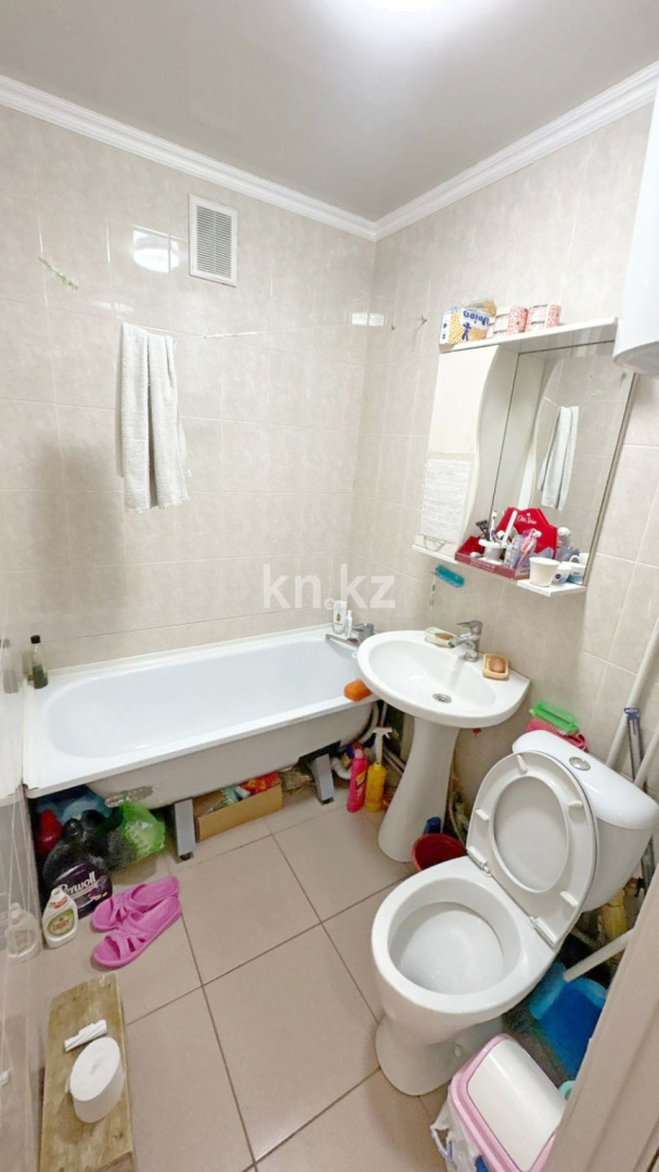 Продажа 2-комнатной квартиры, 46 м², ул. Алиханова, дом  30/2 в Караганде - фото 9