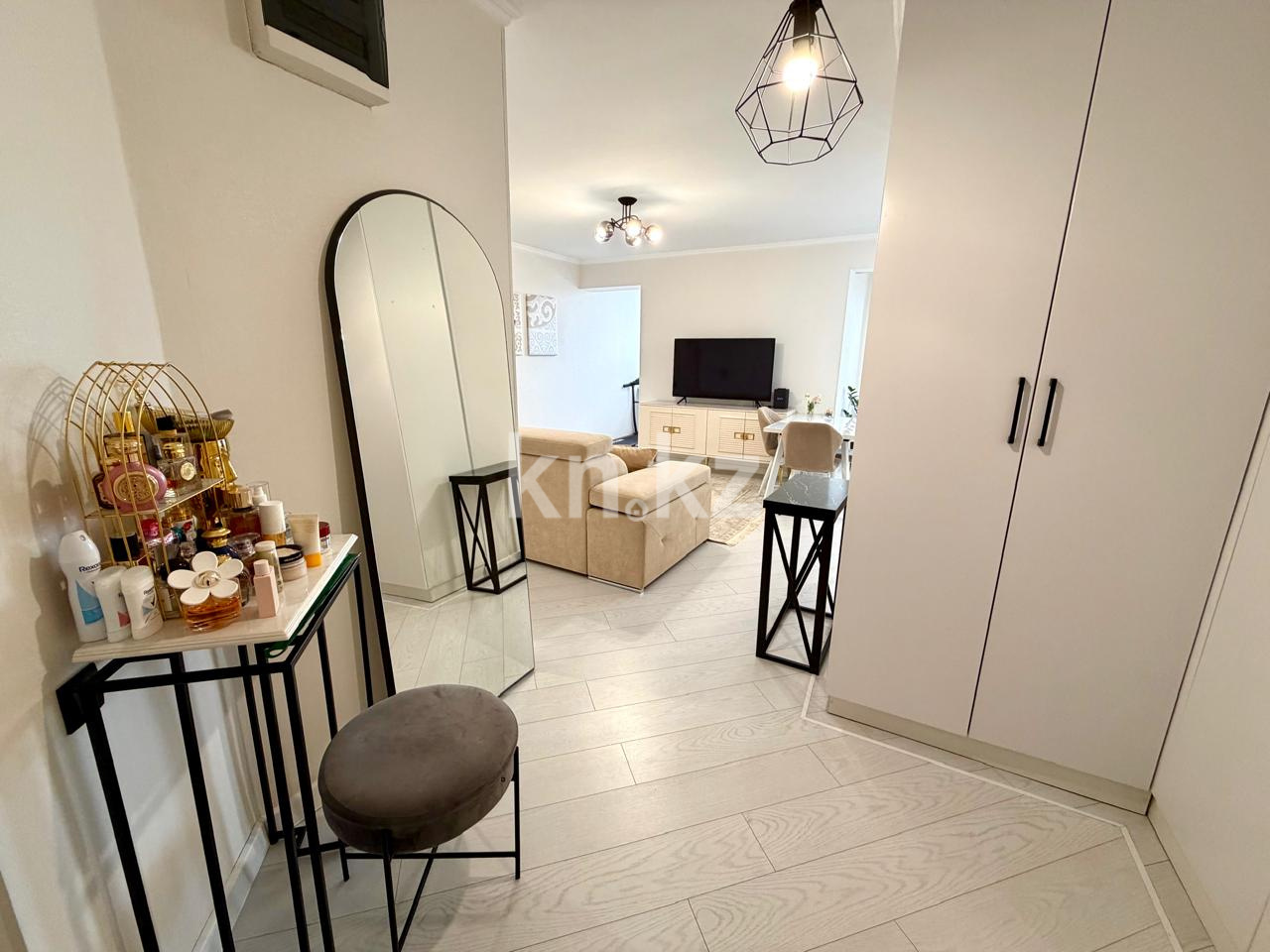 Продажа 2-комнатной квартиры, 63.5 м² в Алматы - фото 8