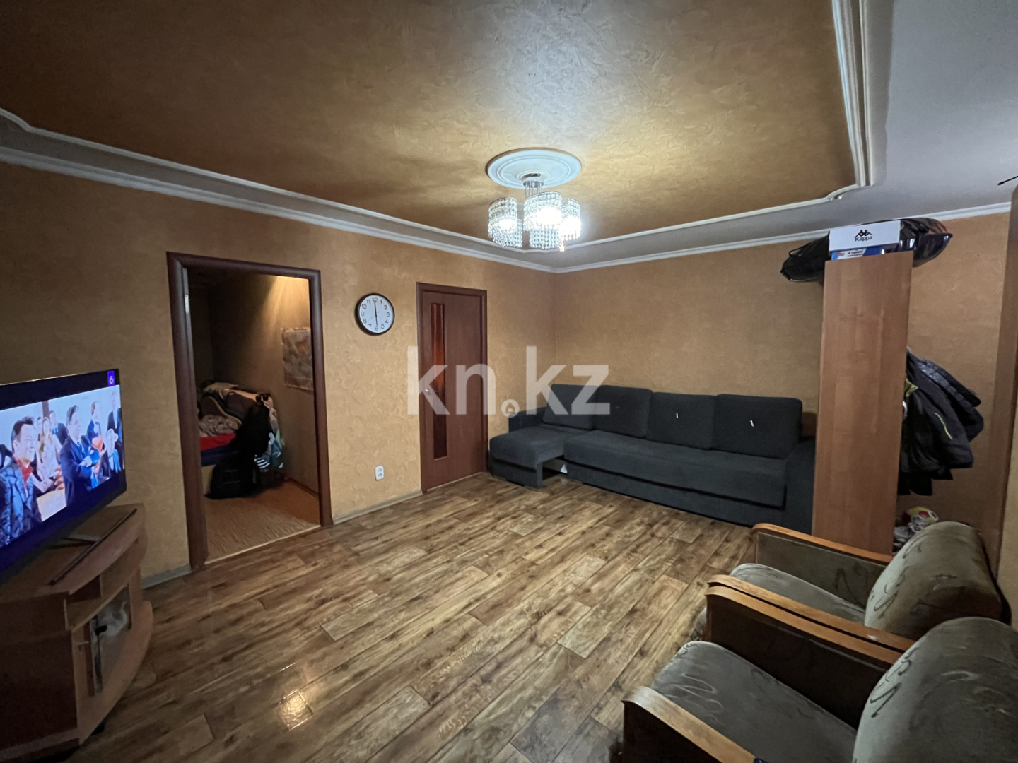 Продажа 3-комнатной квартиры, 58 м², ул. Аманжолова в Караганде - фото 2