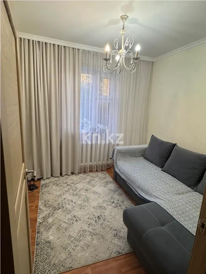 Продажа 4-комнатной квартиры, 75 м², пр. Строителей, дом  7 в Караганде - фото 2