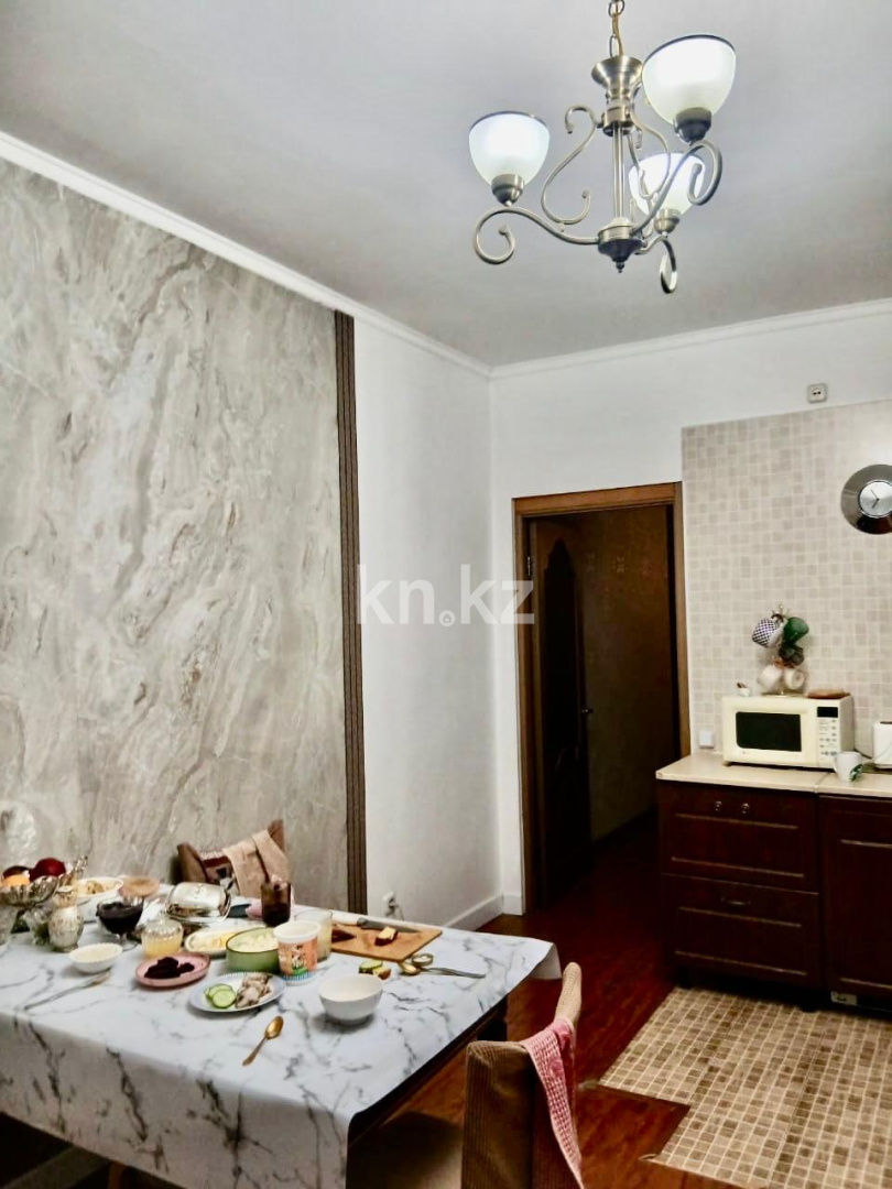 Аренда 2-комнатной квартиры, 75 м², ул. Шевченко в Астане - фото 4