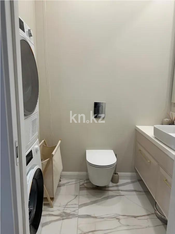 Продажа 2-комнатной квартиры, 81 м², ул. Розыбакиева, дом  320 в Алматы - фото 4