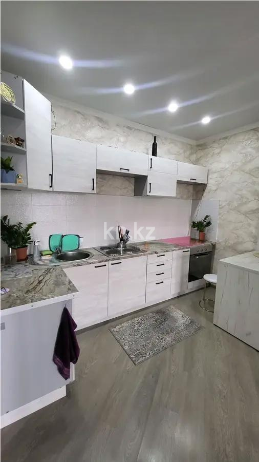 Продажа 2-комнатной квартиры, 42 м², мкр-н Айнабулак-2, дом  40а в Алматы - фото 3