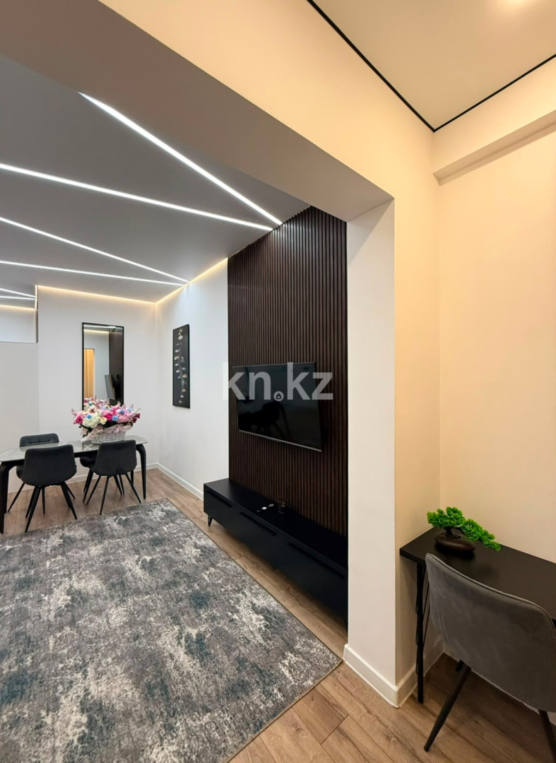 Аренда 2-комнатной квартиры посуточно, 52 м² в Алматы - фото 16