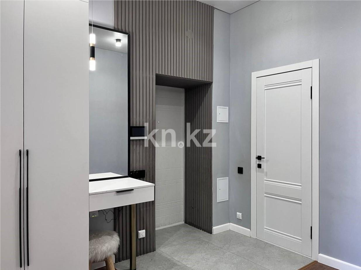 Продажа 4-комнатной квартиры, 94 м², ул. Муканова в Караганде - фото 25