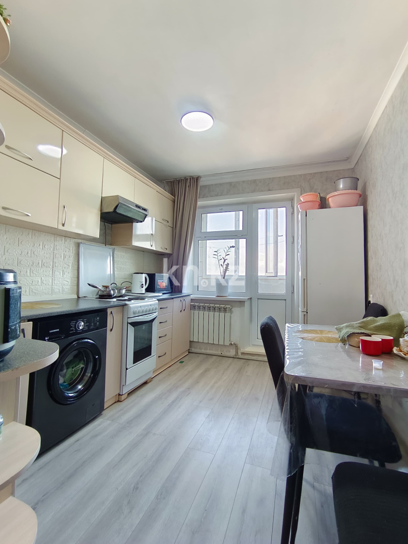 Продажа 2-комнатной квартиры, 52 м², пр. Республики, дом  18/2 в Караганде - фото 6