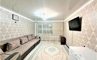 Продажа 3-комнатной квартиры, 63 м², ул. Муканова, дом  18 - Продажа  трехкомнатных квартир в Караганде с фото