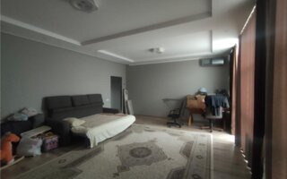 Продажа 3-комнатной квартиры, 145 м²