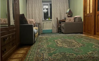 Продажа 3-комнатной квартиры, 50 м², ул. Жандосова, дом  176А - Продажа  трехкомнатных квартир в Алматы