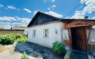 Продажа 3-комнатного дома, 63 м², ул. Гладкова - Продажа домов и коттеджей в Караганде