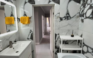 Продажа 2-комнатной квартиры, 72 м² - Продажа жилой и коммерческой недвижимости в Уральске