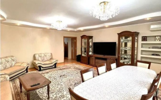 Продажа 5-комнатной квартиры, 200 м², пр. Абая, дом  45/1 - Продажа квартир в Астане