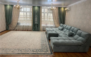 Продажа 4-комнатной квартиры, 275 м², ул. Айнакол, дом  60 - Продажа  четырехкомнатных квартир в Астане без посредников