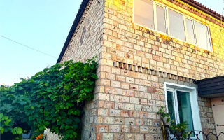 Продажа 4-комнатного дома, 99 м², ул. Крымская, дом  7 - Продажа домов и коттеджей в Караганде