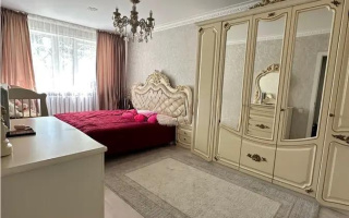 Продажа 3-комнатной квартиры, 65 м², пр. Строителей, дом  27 - Продажа  трехкомнатных квартир в Караганде с фото